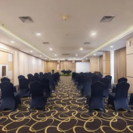 Quest Hotel Darmo - Surabaya By Aston-3